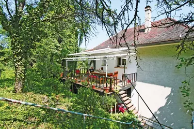 Ausgeführte mm Überdachung