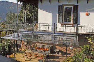 Ausgeführte mm Überdachung