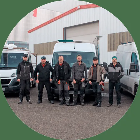 Das mm Montage-Team, Montage mit eigenen Mitarbeitern